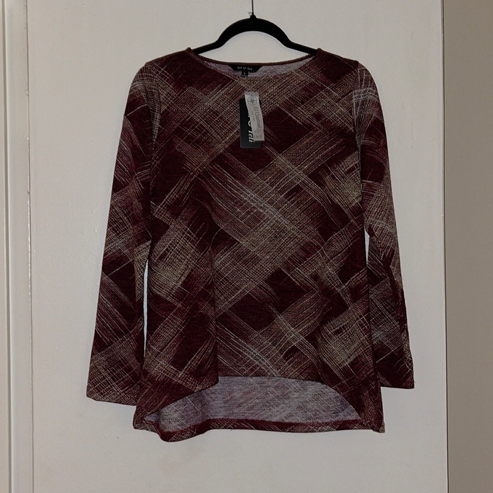 NWT Yak & Yeti Plaid Top